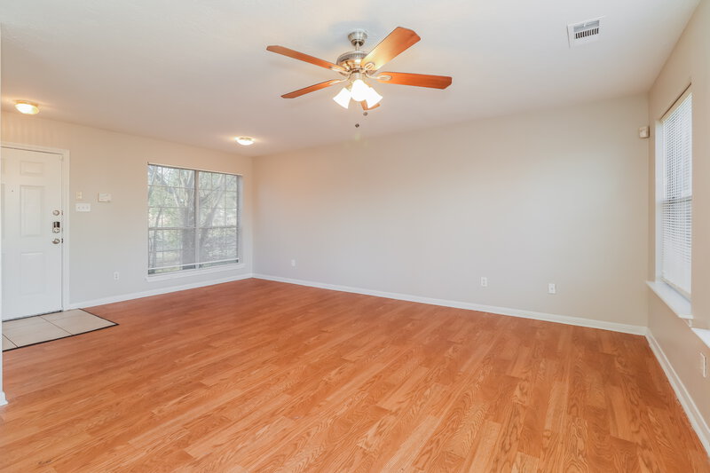 1,720/Mo, 15703 Homebriar Ct Missouri City, TX 77489 Living Room View 3