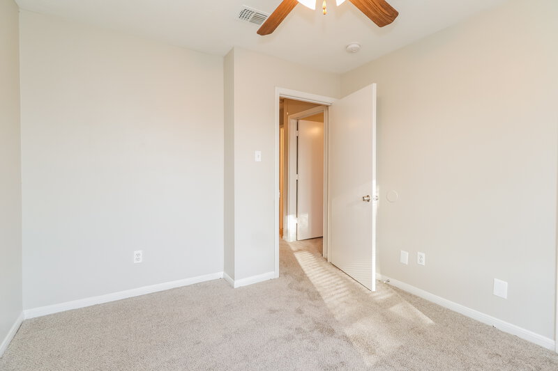 1,720/Mo, 15703 Homebriar Ct Missouri City, TX 77489 Bedroom View