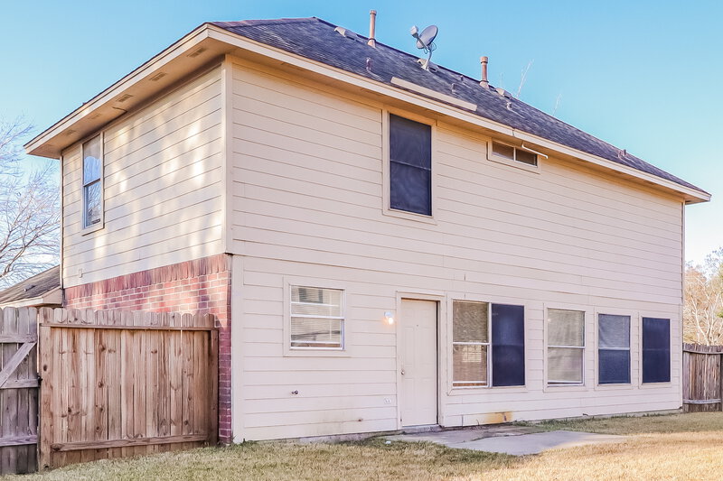 1,720/Mo, 15703 Homebriar Ct Missouri City, TX 77489 Rear View