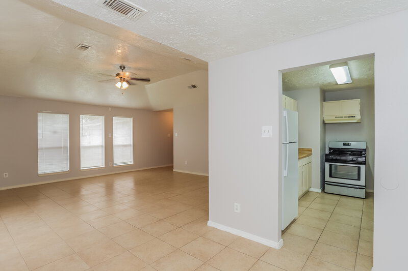 1,700/Mo, 2010 Quail Place Dr Missouri City, TX 77489 Breakfast Nook View