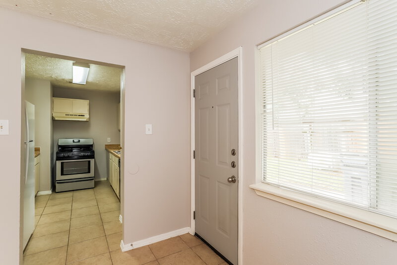 1,700/Mo, 2010 Quail Place Dr Missouri City, TX 77489 Pantry View