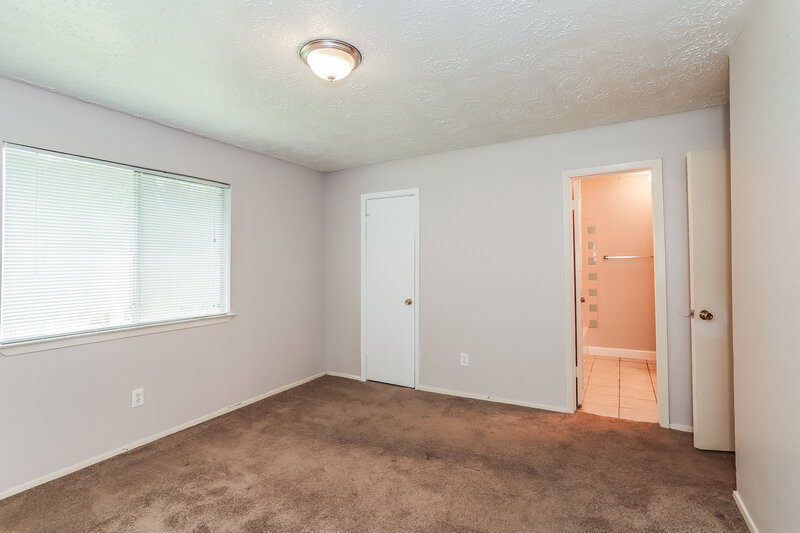 1,700/Mo, 2010 Quail Place Dr Missouri City, TX 77489 Master Bedroom View