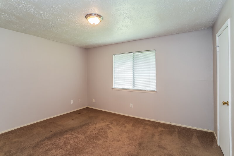 1,700/Mo, 2010 Quail Place Dr Missouri City, TX 77489 Master Bedroom View 3