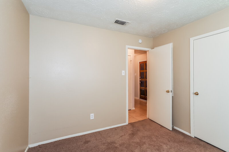 1,700/Mo, 2010 Quail Place Dr Missouri City, TX 77489 Bedroom View 2