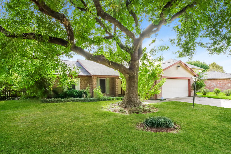 1,480/Mo, 7807 Chaseview Dr Missouri City, TX 77489 Front View 2