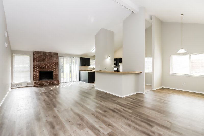 1,480/Mo, 7807 Chaseview Dr Missouri City, TX 77489 Living Room View