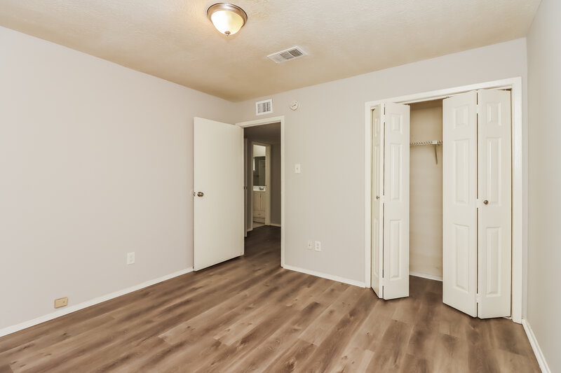 1,480/Mo, 7807 Chaseview Dr Missouri City, TX 77489 Bedroom View 4