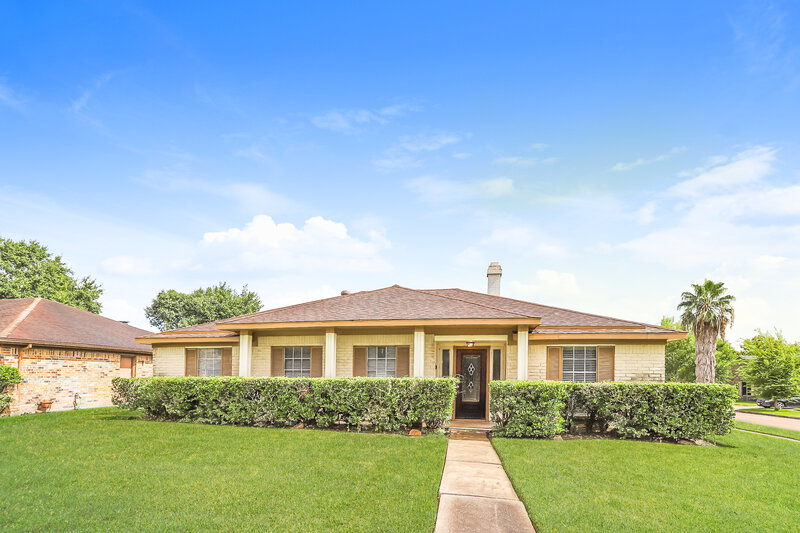 1,770/Mo, 1302 Mossridge Dr Missouri City, TX 77489 External View