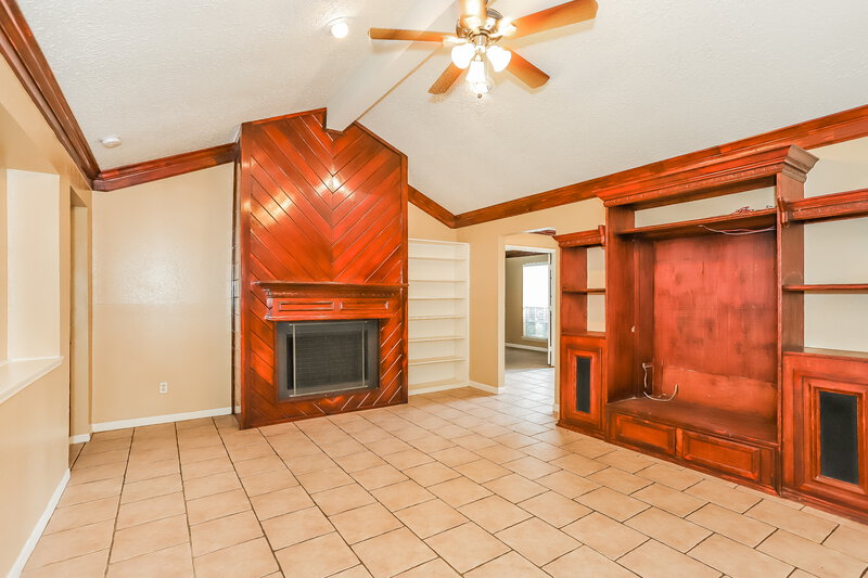 1,770/Mo, 1302 Mossridge Dr Missouri City, TX 77489 Living Room View