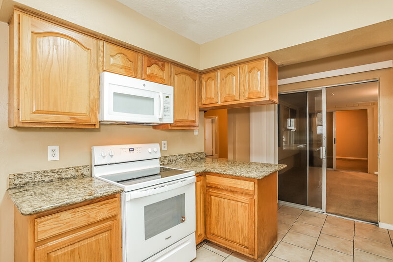 1,770/Mo, 1302 Mossridge Dr Missouri City, TX 77489 Kitchen View 3