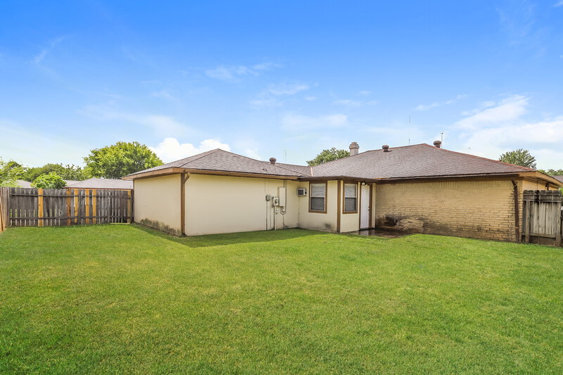 1,770/Mo, 1302 Mossridge Dr Missouri City, TX 77489 Rear View