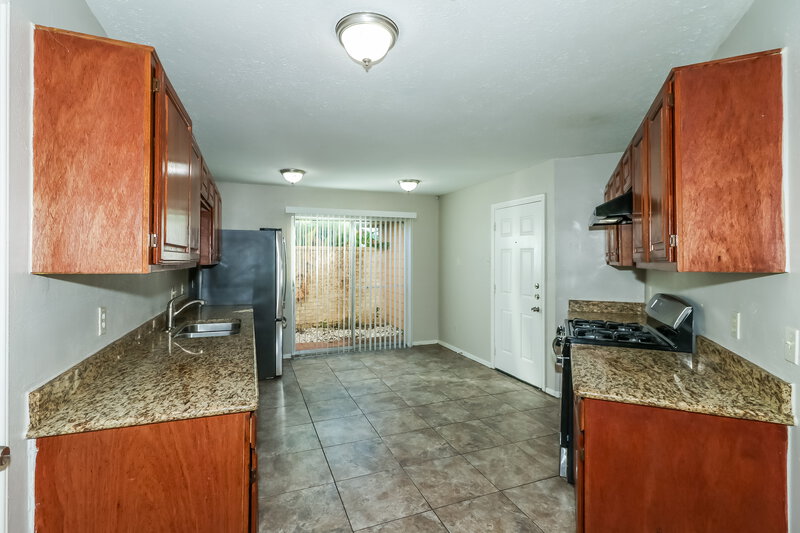 1,750/Mo, 1418 Hunters Park Dr Missouri City, TX 77489 Kitchen View