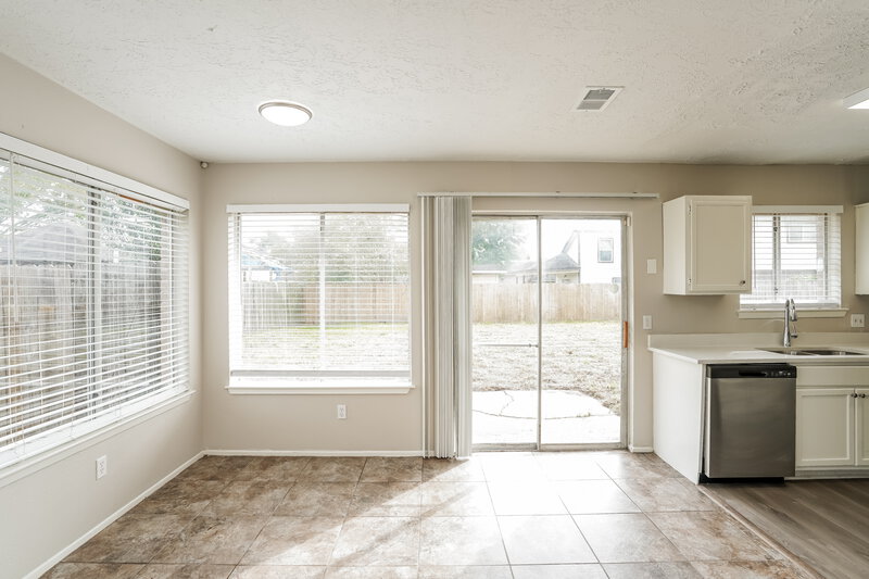 1,730/Mo, 7531 Glenbriar Pl Missouri City, TX 77489 Dining Room View