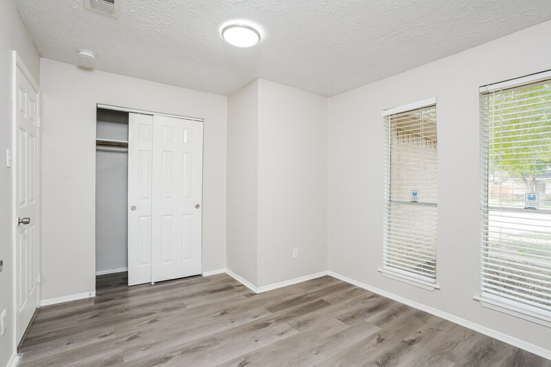 1,730/Mo, 7531 Glenbriar Pl Missouri City, TX 77489 Bedroom View