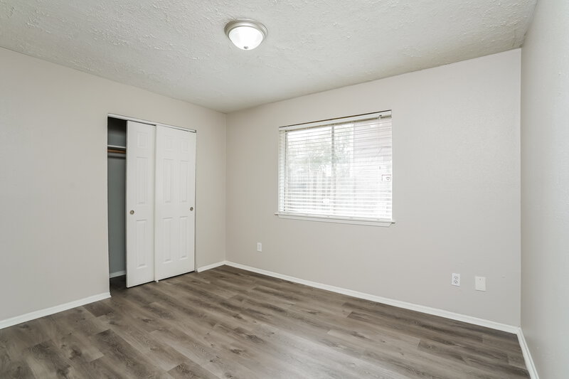 1,730/Mo, 7531 Glenbriar Pl Missouri City, TX 77489 Bedroom View 2