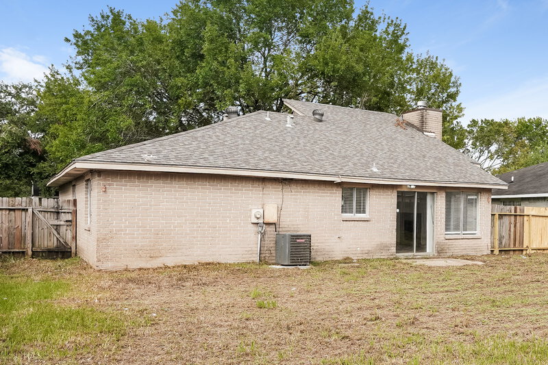 1,730/Mo, 7531 Glenbriar Pl Missouri City, TX 77489 Rear View 2
