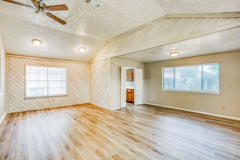 1,790/Mo, 8403 Quail Burg Ln Missouri City, TX 77489 Living Room View 2