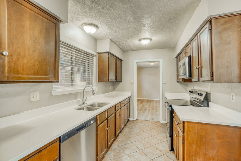 1,790/Mo, 8403 Quail Burg Ln Missouri City, TX 77489 Kitchen View 2