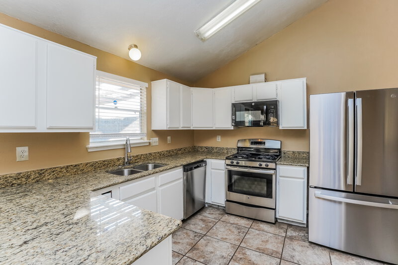 1,990/Mo, 14806 Chasemont Dr Missouri City, TX 77489 Kitchen View 2