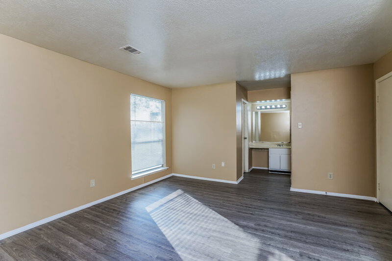 1,990/Mo, 14806 Chasemont Dr Missouri City, TX 77489 Main Bedroom View