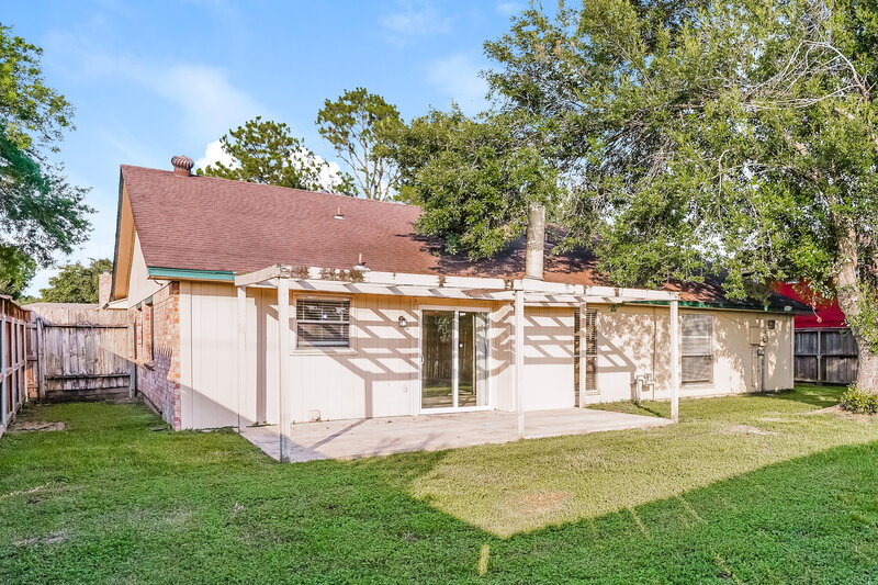 1,990/Mo, 14806 Chasemont Dr Missouri City, TX 77489 Rear View