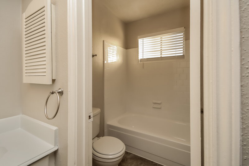 1,645/Mo, 15819 Pinwood Dr Missouri City, TX 77489 Main Bedroom View 4