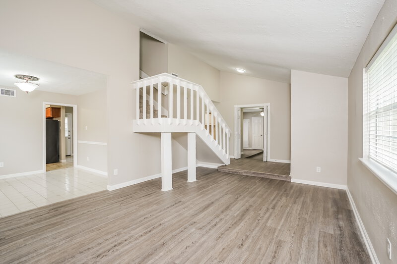 1,965/Mo, 10234 Rancho Bernardo Ln Sugar Land, TX 77498 Family Room View
