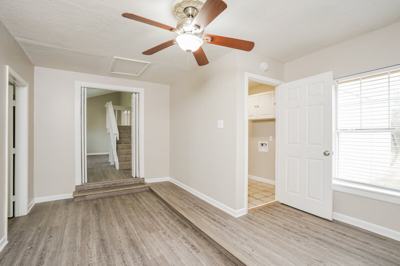 1,965/Mo, 10234 Rancho Bernardo Ln Sugar Land, TX 77498 Sitting Room View