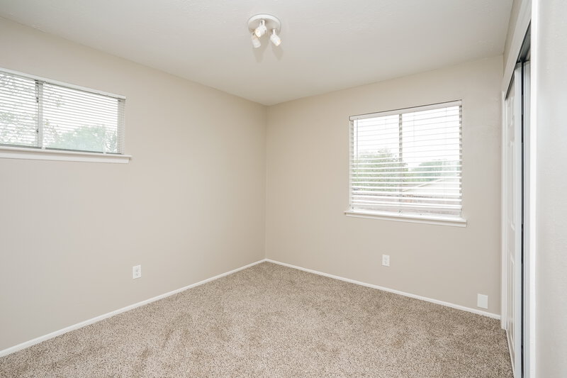 1,965/Mo, 10234 Rancho Bernardo Ln Sugar Land, TX 77498 Bedroom View 2