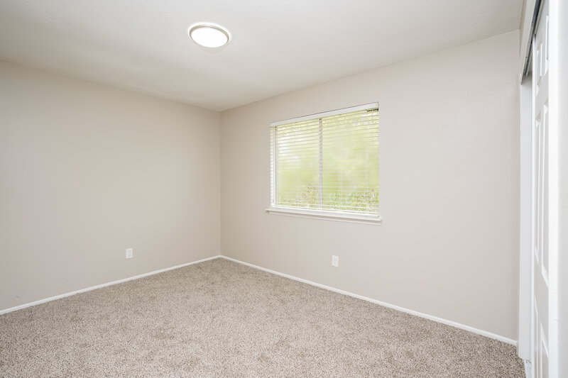 1,965/Mo, 10234 Rancho Bernardo Ln Sugar Land, TX 77498 Bedroom View 3