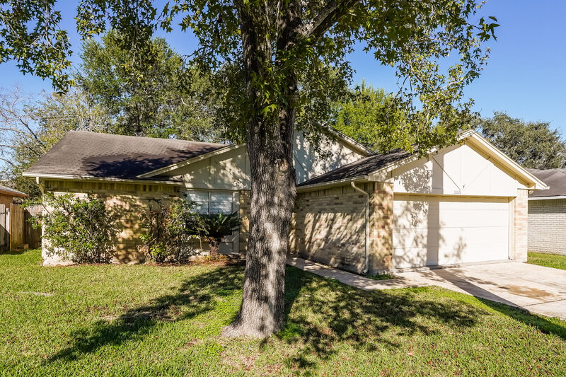 1,785/Mo, 10118 Hollow Canyon Dr Sugar Land, TX 77498 Front View