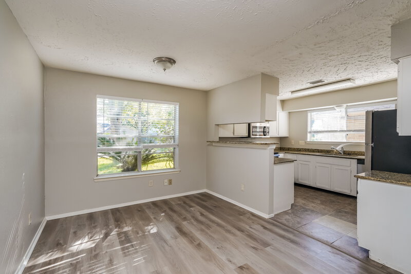 1,785/Mo, 10118 Hollow Canyon Dr Sugar Land, TX 77498 Dining Room View
