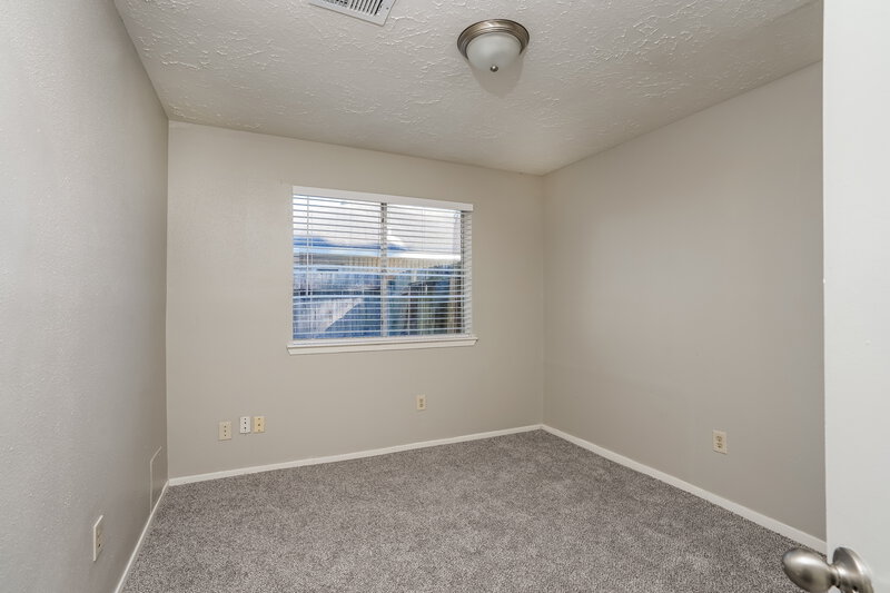 1,785/Mo, 10118 Hollow Canyon Dr Sugar Land, TX 77498 Bedroom View