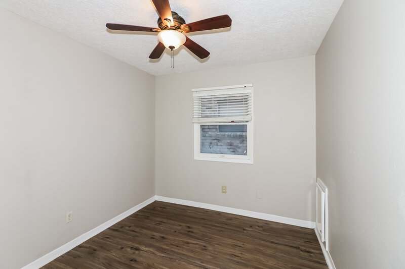 1,640/Mo, 1611 Bodart Circle Houston, TX 77090 Bedroom View 2