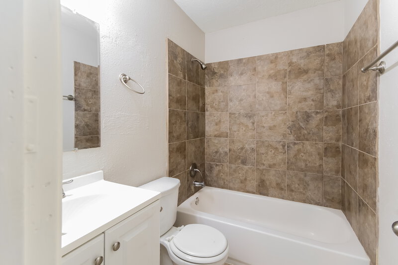 1,550/Mo, 16111 Rosenridge Dr Houston, TX 77053 Misc View 17