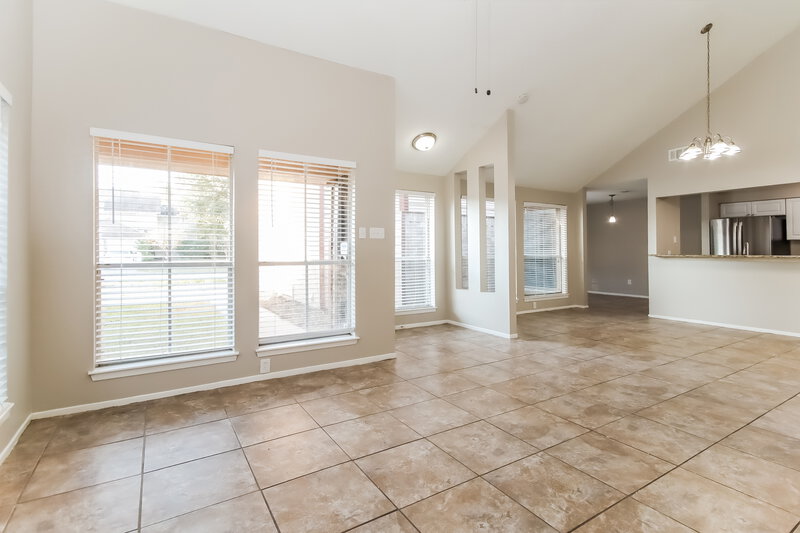 1,595/Mo, 3642 Storm Creek Dr Houston, TX 77088 Living Room View 3