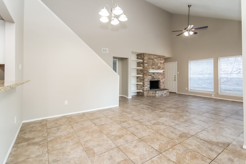 1,595/Mo, 3642 Storm Creek Dr Houston, TX 77088 Dining Room View