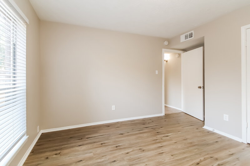1,595/Mo, 3642 Storm Creek Dr Houston, TX 77088 Bedroom View 2