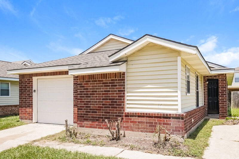 1,660/Mo, 7706 Ellis Dr Missouri City, TX 77489 Front View