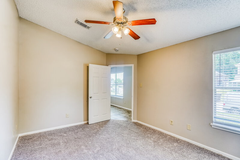 1,660/Mo, 7706 Ellis Dr Missouri City, TX 77489 Main Bedroom View 2
