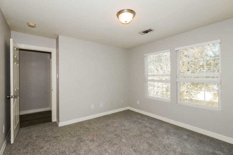 2,005/Mo, 7838 Dyer St Houston, TX 77088 Bedroom View 2