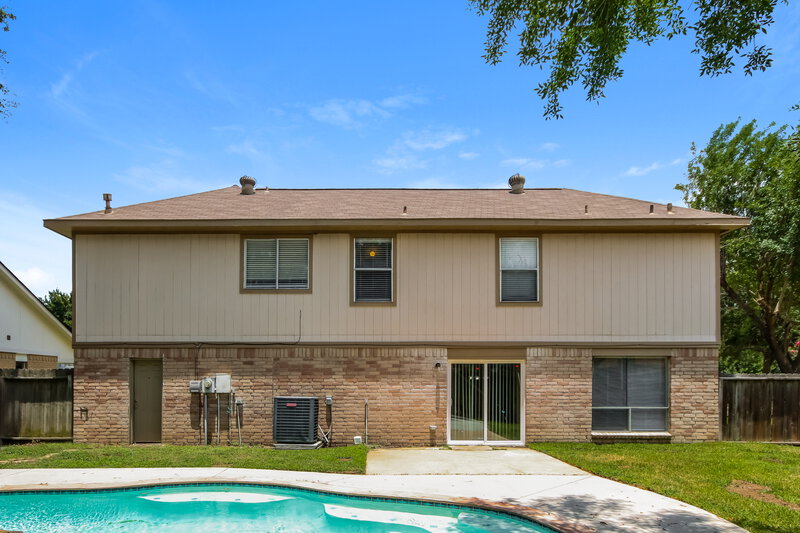 2,305/Mo, 22711 Powell House Ln Katy, TX 77449 Rear View