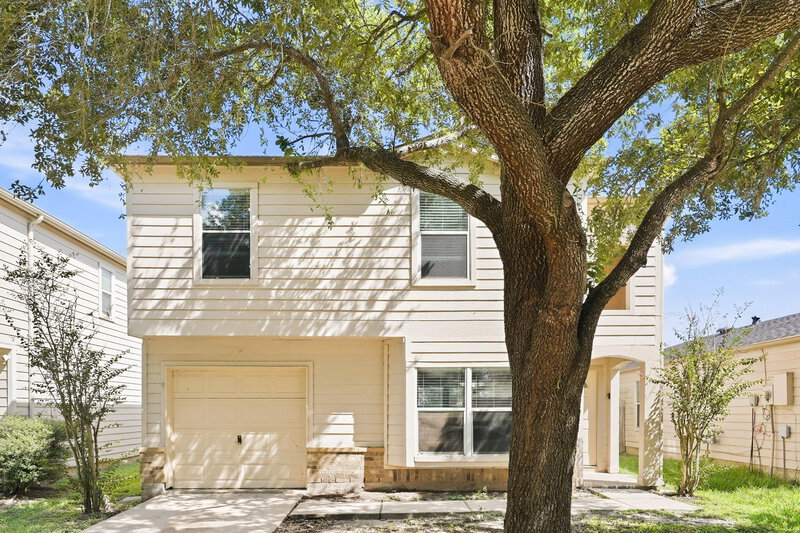 3 Bedroom House – 3231 Dartmouth Field Ln, Fresno, TX 77545