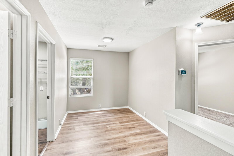 1,750/Mo, 3231 Dartmouth Field Ln Fresno, TX 77545 Loft View