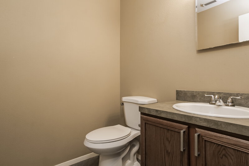 1,875/Mo, 3231 Dartmouth Field Ln Fresno, TX 77545 Bathroom View