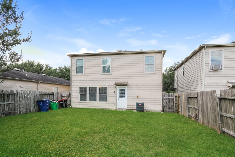 1,875/Mo, 3231 Dartmouth Field Ln Fresno, TX 77545 Rear View 2