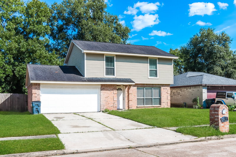 1,515/Mo, 12318 Currin Forest Dr Houston, TX 77044 Front View