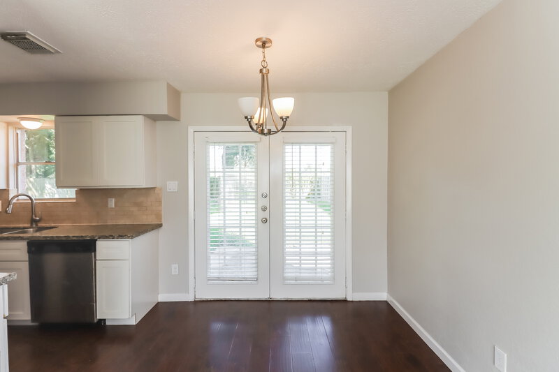 1,515/Mo, 12318 Currin Forest Dr Houston, TX 77044 Dining Room View