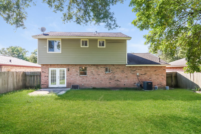 1,515/Mo, 12318 Currin Forest Dr Houston, TX 77044 Rear View