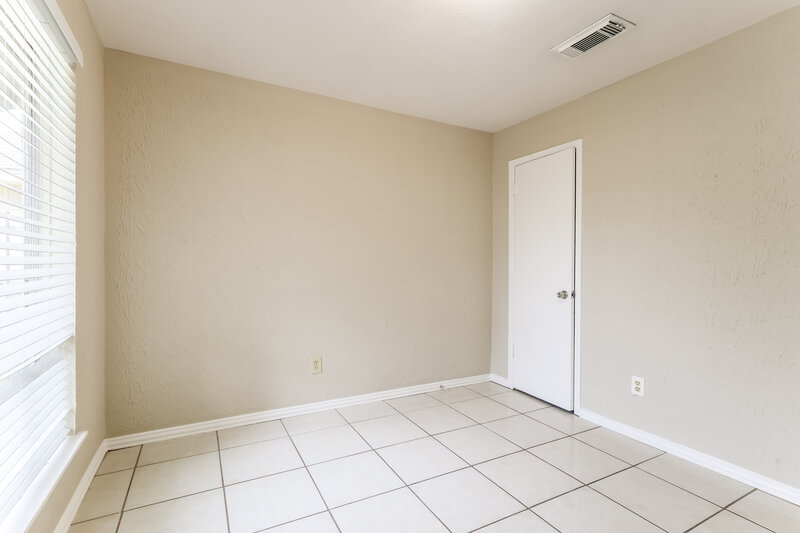 1,550/Mo, 2007 Deerhurst Ln Houston, TX 77088 Bedroom View